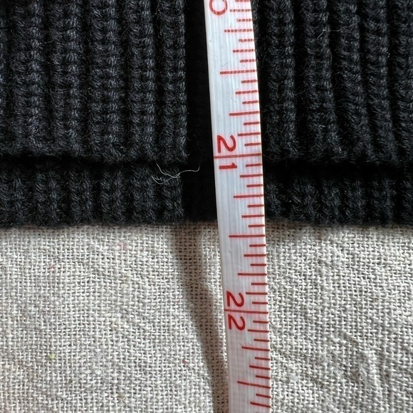 Caracalia Sleeveless black sweater size Small. NWT‎ - Picture 5 of 6